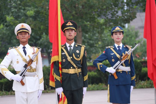 三军仪仗队图片素描,荣耀的瞬间与永恒的记忆,三军仪仗队素描,荣耀的瞬间与永恒的记忆图片展