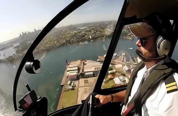 99年阅兵空军方队名单——铭记历史，翱翔蓝天，99年阅兵空军方队名单，历史铭记，蓝天翱翔的英勇飞行员