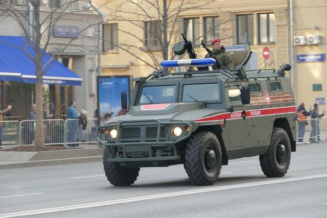 阅兵中的独特风景,一辆T-34的魅力展现,阅兵中的独特风景,T-34坦克的魅力展现