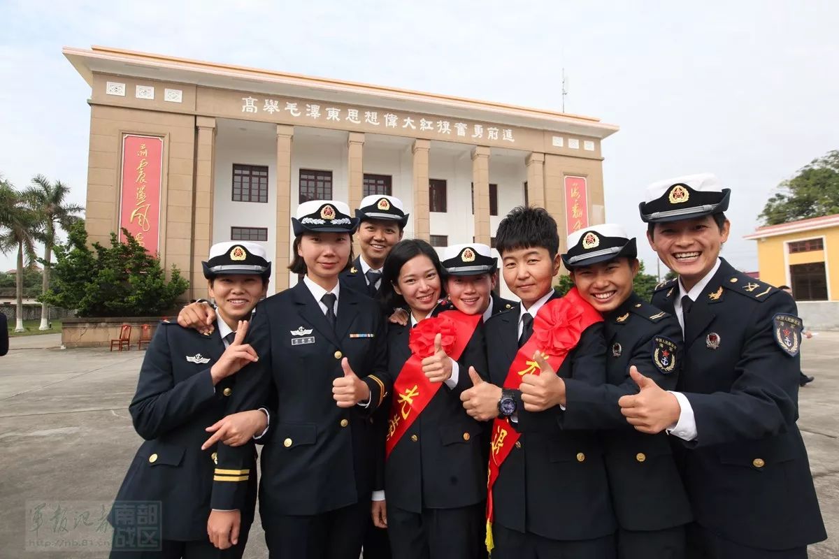 海军服役12年的退伍费详解,海军服役12年退伍费详解,揭秘退伍费用的构成与标准