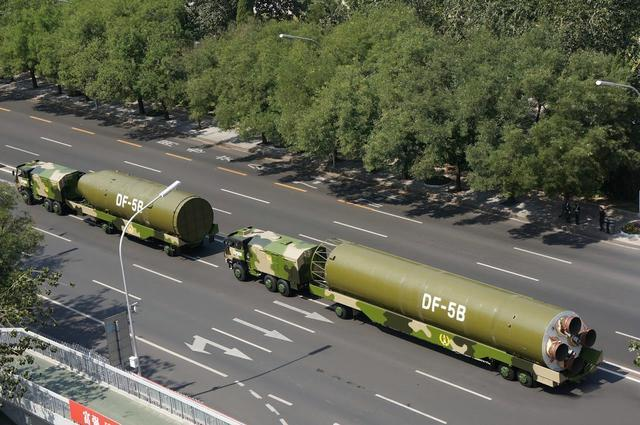 东风51洲际弹道导弹与东方-41,解读两国战略导弹的异同,东风51与东方-41战略导弹,解读两国导弹之异同