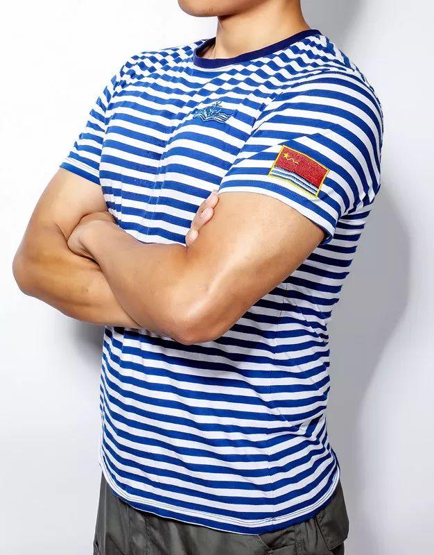 海魂衫，是军装的一部分还是时尚的代表？，海魂衫，是军装与时尚的交融还是独立时尚的代表？