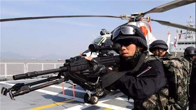 蛟龙突击队，英雄之魂，牺牲之问，蛟龙突击队，英雄之魂与牺牲之问