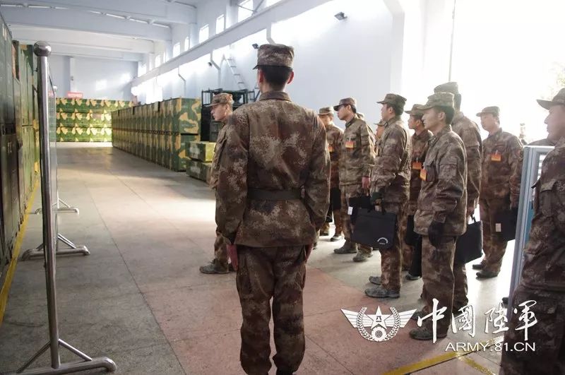 集团军保障部装备处，引领装备现代化，保障战斗力持续提升，集团军保障部装备处引领装备现代化，助力战斗力持续提升