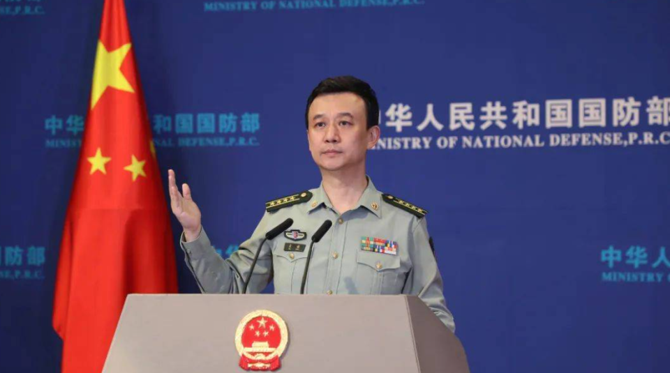 军事频道中的杜季蔚，一位军事传播者的风采与时代担当，杜季蔚，军事传播者的风采与时代担当，展现军事频道担当精神