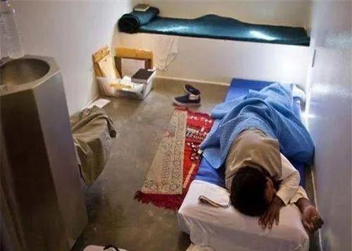 关塔那摩监狱,揭示被遗忘角落的人性挣扎与囚徒命运,关塔那摩监狱,人性挣扎与囚徒命运的被遗忘角落