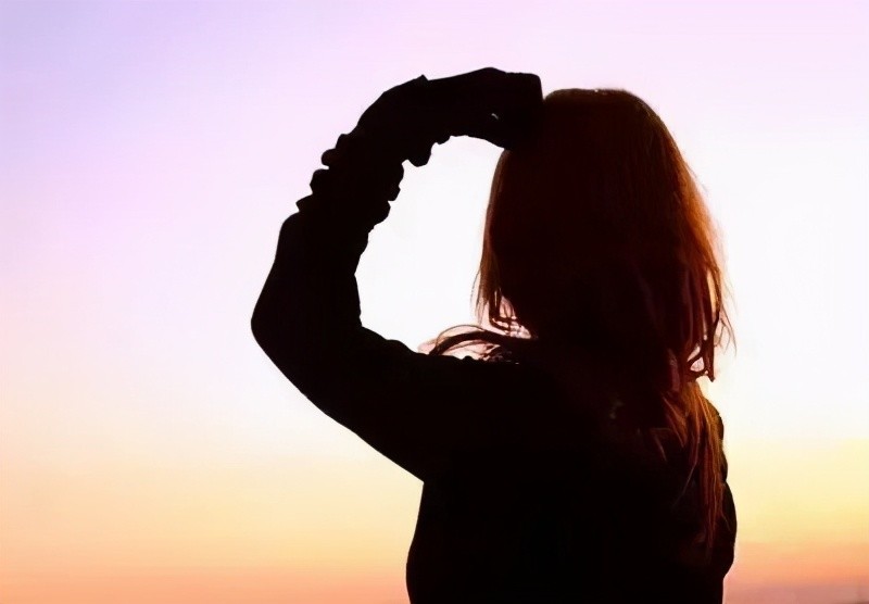 高清图片中的伤感世界，探索情感深度与艺术表达，高清图片中的伤感世界，情感深度与艺术探索