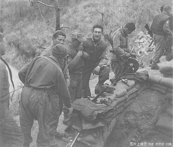 志愿军缴获美军防弹衣，揭示战争背后的故事，揭秘战争背后故事，志愿军缴获美军防弹衣经历