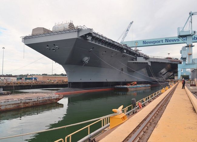 福特号航空母舰满载排水量的深度解析,福特号航空母舰满载排水量的深度探讨