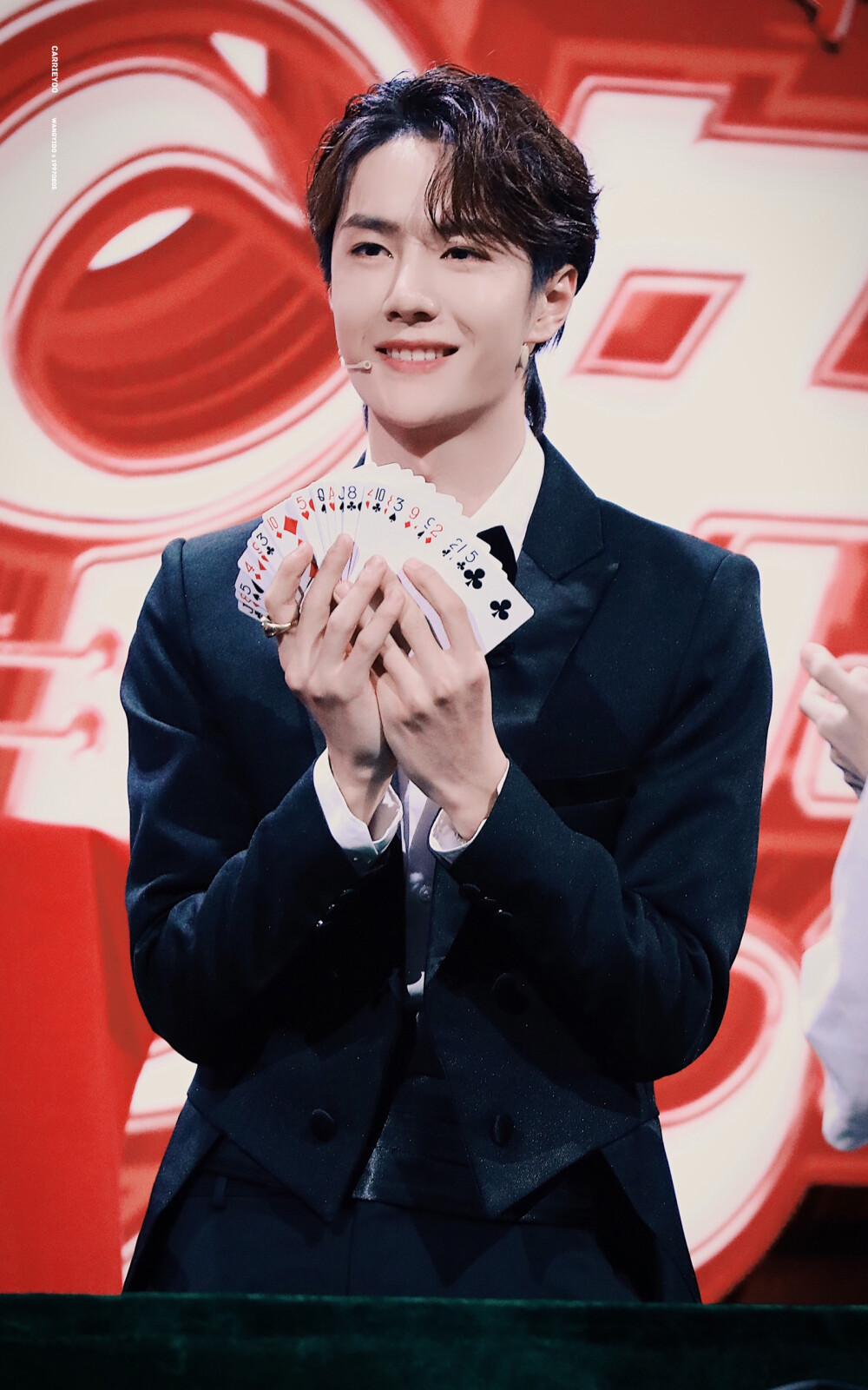 关于王中王一肖中特论坛在2019年的深度探讨，王中王一肖中特论坛深度探讨，聚焦热点话题，展望行业未来