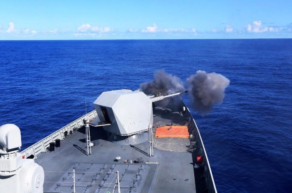 中国海军舰队航行,展示力量与和平的使者,中国海军舰队航行,力量与和平的和平使者展示