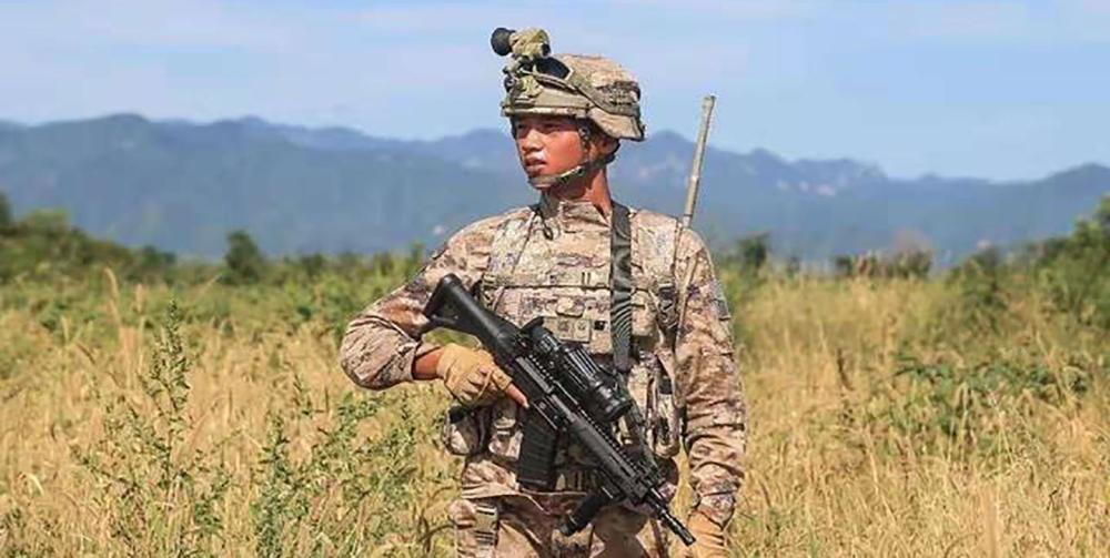 一九式星空迷彩服，新时代军迷的新宠，一九式星空迷彩服，新时代军迷的新宠