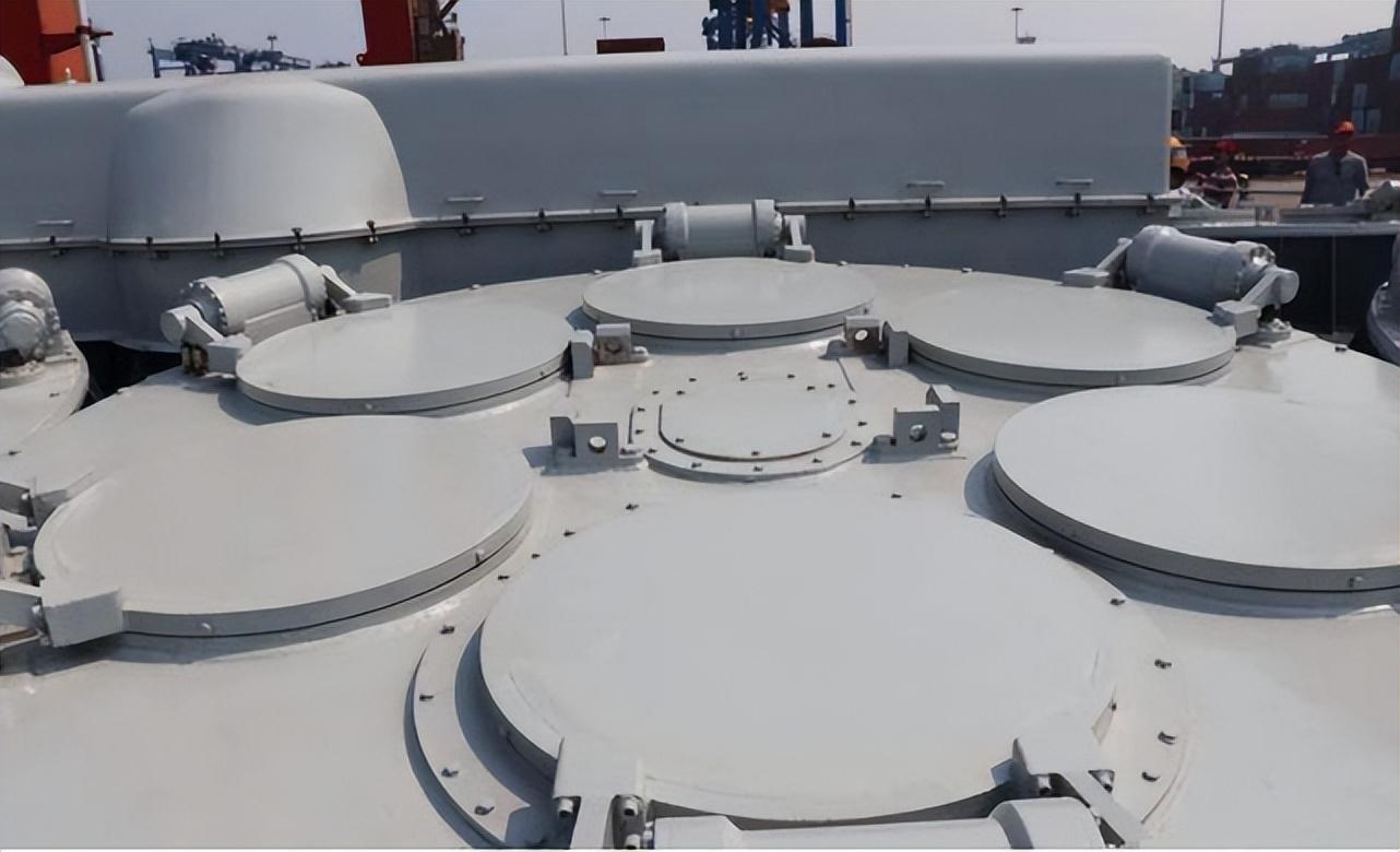 南海舰队南拖171补给船,海上力量的重要支柱,南海舰队南拖171补给船,海上力量的稳固支柱