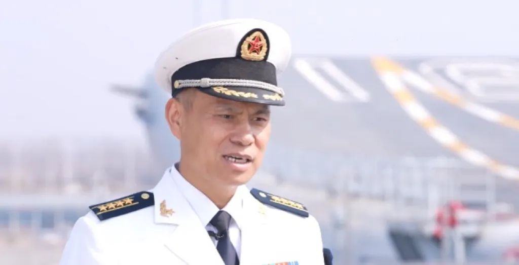 辽宁舰舰长