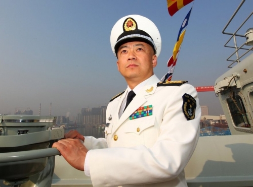 海军王岳忠简介,一位海军英雄的壮丽人生,海军英雄王岳忠的壮丽人生简介