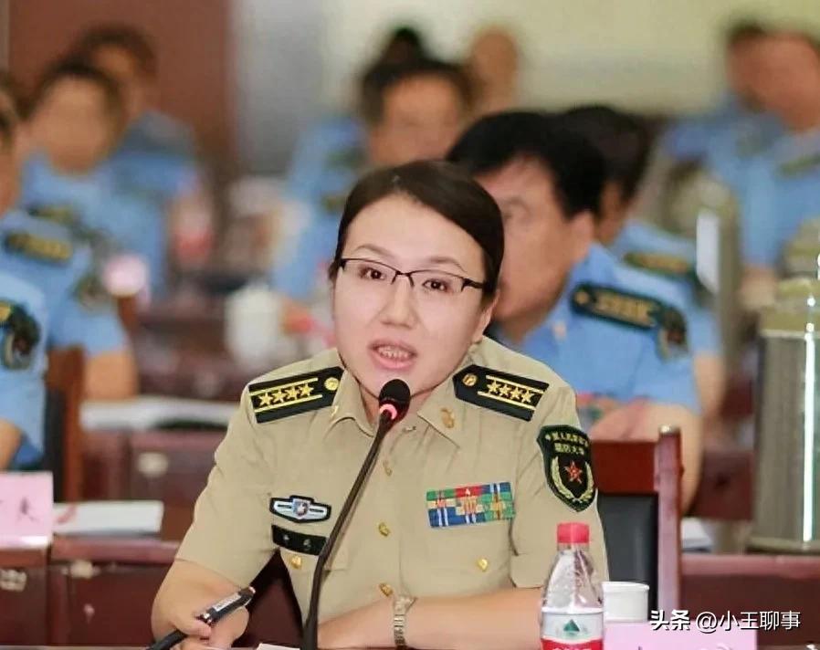 国防大学李莉的照片,探索一位国防大学女学者的风采与影响力,国防大学李莉,女学者的风采与影响力探索