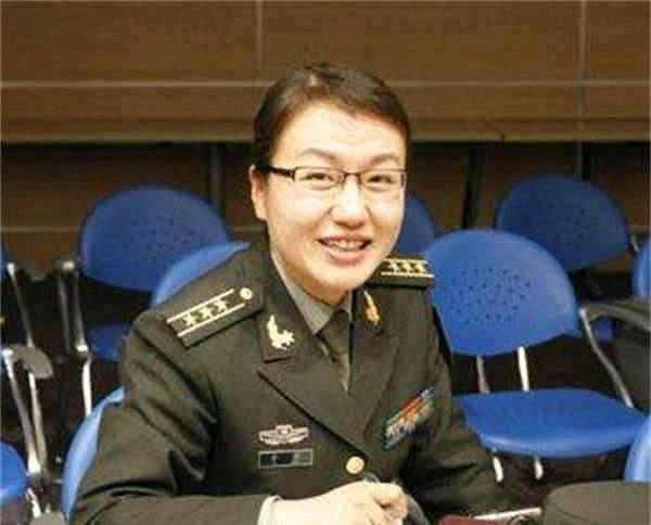 国防大学李莉的照片,探索一位国防大学女学者的风采与影响力,国防大学李莉,女学者的风采与影响力探索