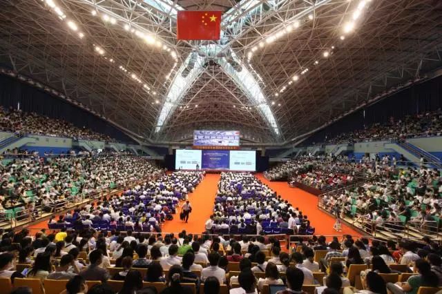 香港在2022年会阅兵吗？——对香港阅兵活动的探讨，香港在2022年会阅兵吗？——探讨香港阅兵活动的前景与展望