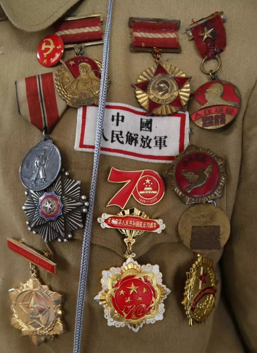 特等功与八一勋章,荣誉之巅的别样风采,特等功与八一勋章,荣誉之巅的独特风采