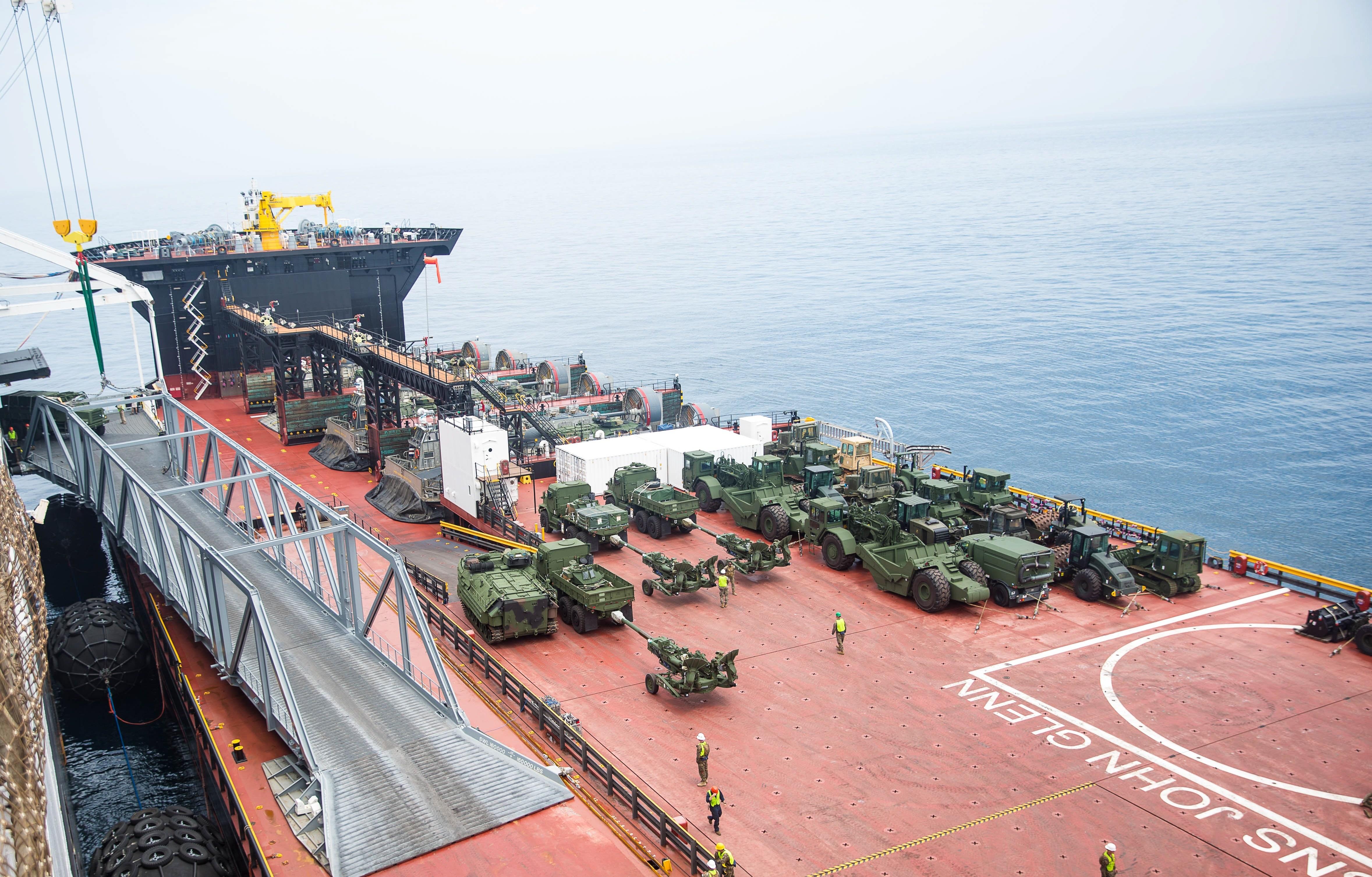 中国第一艘自产野牛曝光，揭示强大的造船实力与海洋雄心，中国首艘自主制造野牛亮相，揭示海洋雄心与强大造船实力