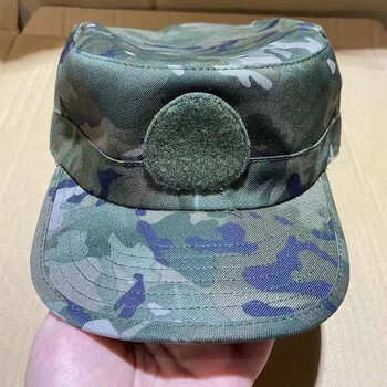 时尚与军事元素交融