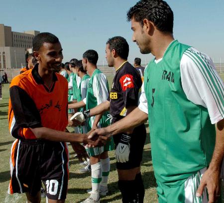 伊拉克足球，战火中的坚韧与荣耀，战火中的坚韧与荣耀，伊拉克足球的崛起与辉煌