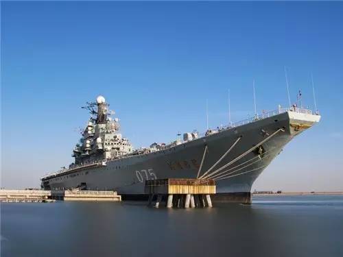 坎公骑冠剑与航天母舰，探索未来的无限可能，坎公骑冠剑与航天母舰，共探未来无限可能