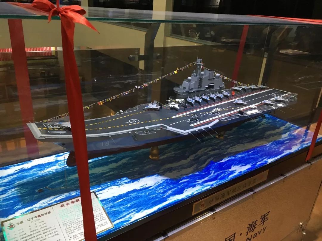 探索航空母舰模型照片的世界,航空母舰模型照片,探索海上巨无霸的细致世界