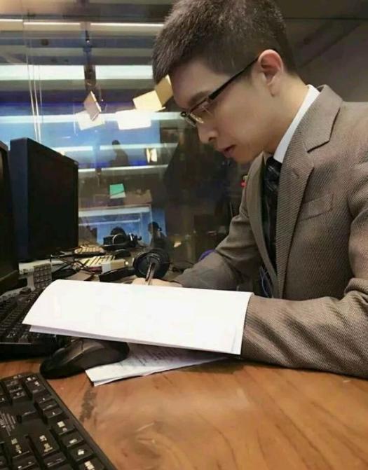 在线观看中央新闻13台直播,实时掌握资讯的便捷途径,实时掌握资讯,在线观看中央新闻13台直播的便捷途径