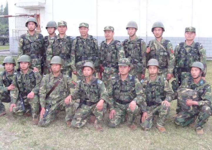 空降兵第15军装备概览,空降兵第15军装备全景展示