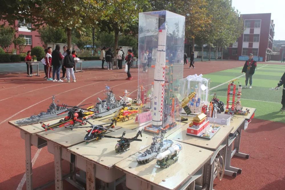 航天母舰,探索宇宙的新纪元,航天母舰开启宇宙新纪元探索之旅