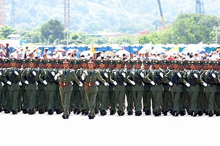 驻港部队阅兵式高清视频,展现国家力量与荣耀的瞬间,驻港部队阅兵式高清视频,展现国家力量与荣耀的辉煌瞬间