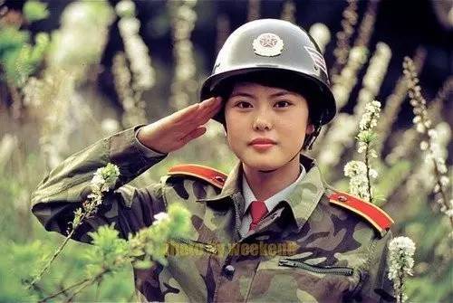 最漂亮的中国女兵朱诛，英勇与美丽的完美结合，英勇与美丽并存，中国最美女兵朱诛的风采