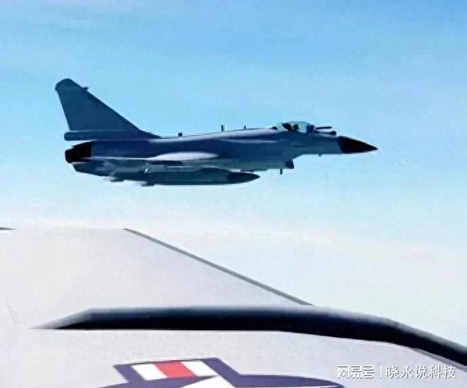 歼-10战斗机极限起飞距离,技术奇迹与战略考量,歼-10战斗机技术奇迹与战略考量,极限起飞距离揭秘