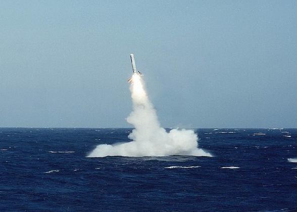 海军155舰服役,中国海军力量的新里程碑,中国海军新里程碑,海军155舰正式服役