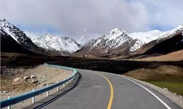 揭秘中国强大的火力支柱,83式152毫米自行榴弹炮,揭秘中国强大的火力支柱,83式自行榴弹炮详解