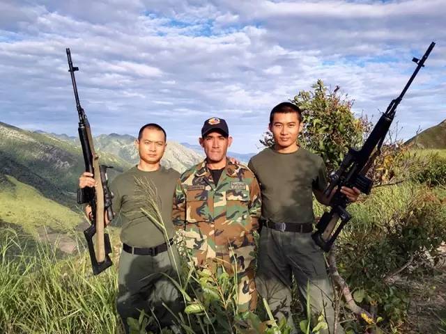 猎人学校成功毕业的中国人,荣耀与挑战的交织,猎人学校成功毕业的中国人,荣耀与挑战并存