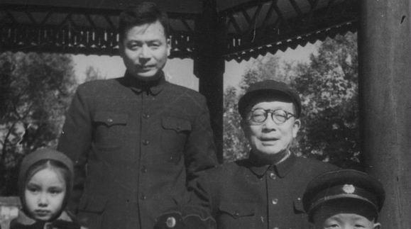 邓稼先的妻子，背后的力量与支持的力量，邓稼先背后的妻子，无尽的支持与力量之源