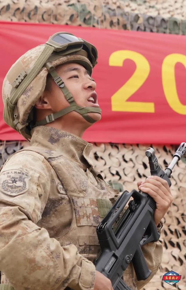 部队星空迷彩服价格及其相关探讨，部队星空迷彩服价格探讨与解析