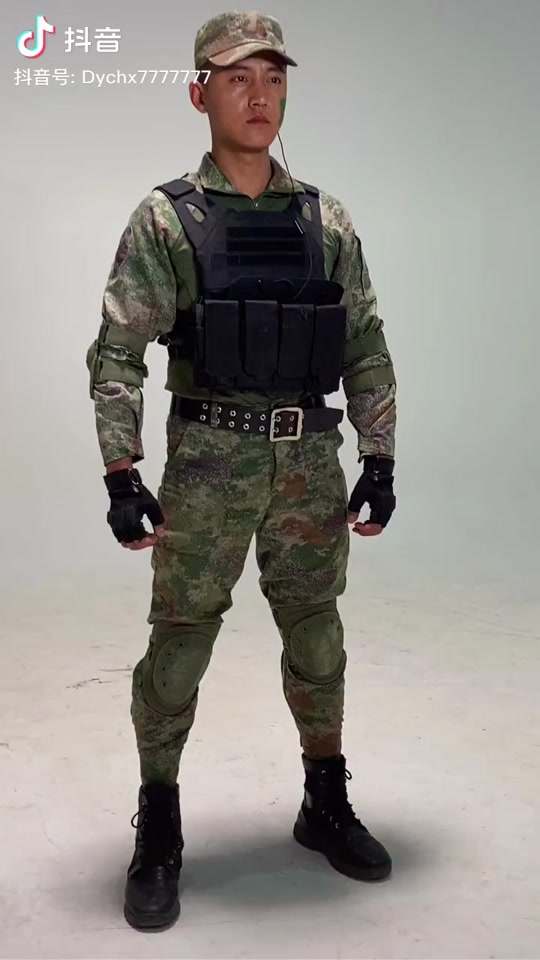 部队星空迷彩服价格及其相关探讨,部队星空迷彩服价格探讨与解析