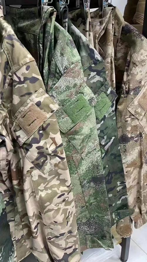 部队星空迷彩服价格及其相关探讨,部队星空迷彩服价格探讨与解析