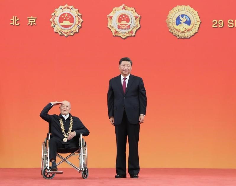 共和国勋章,致敬九位杰出人士,共和国勋章,致敬九位杰出人士的光辉时刻