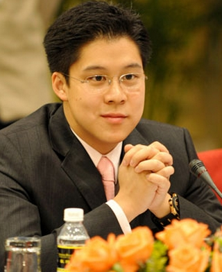 霍启刚,商界精英与公共事业的推动者,霍启刚,商界精英推动公共事业前行