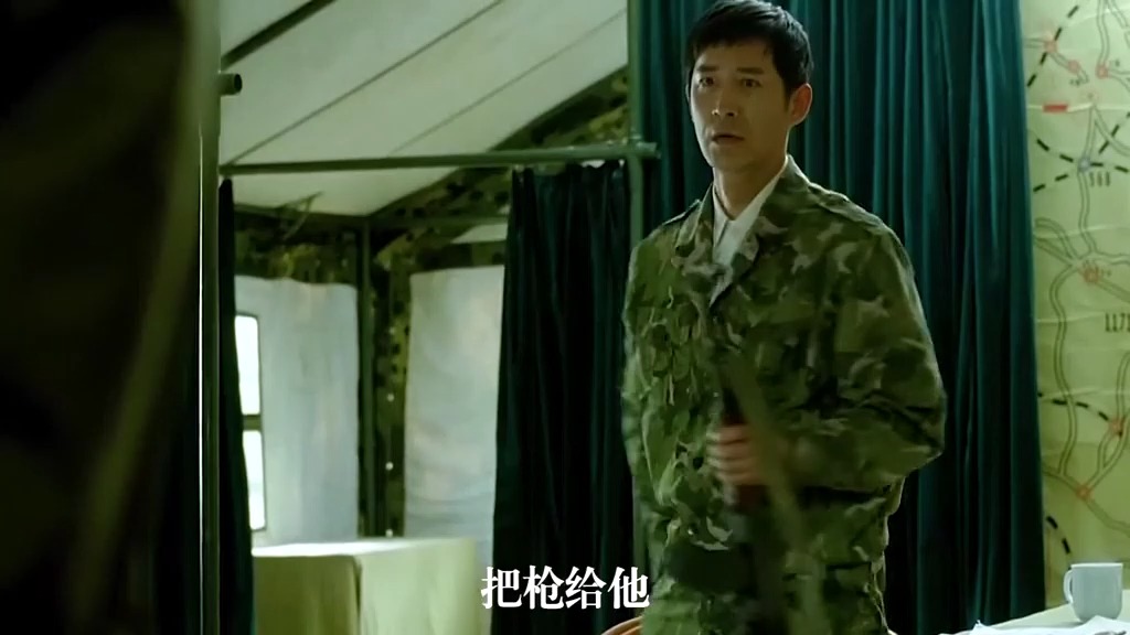 独臂将军丁晓兵，坚毅与荣耀的象征，独臂将军丁晓兵，坚毅精神的荣耀象征