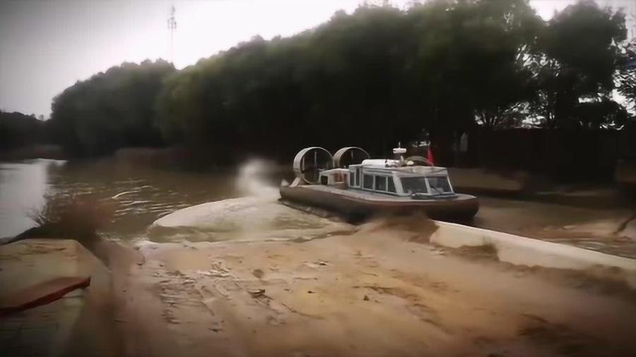 气垫船在陆地上的行走方式,气垫船陆地行走独特方式揭秘