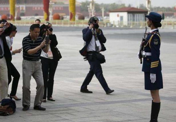 女兵阅兵训练照，坚韧与荣耀的见证，女兵阅兵训练照，坚韧精神与荣耀时刻的见证