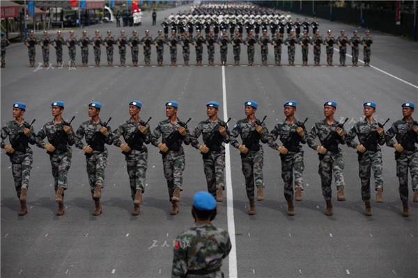 国庆70周年大阅兵开场,壮丽画卷展现国家力量,壮丽画卷展现国家力量,国庆70周年大阅兵震撼开场