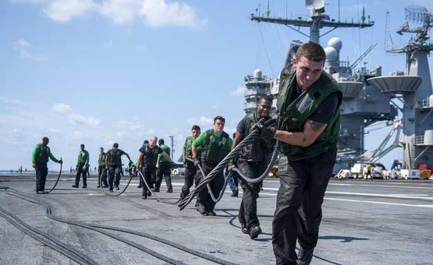 航母拦阻索,探索现代海军力量的关键要素,航母拦阻索,现代海军力量的核心探索之道