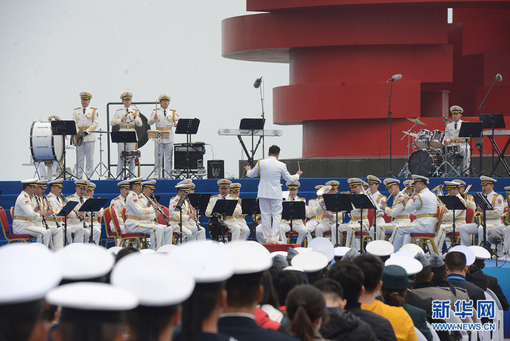 庆祝海军成立七十周年联合军乐盛典,荣耀与和平的交响,庆祝海军成立七十周年联合军乐盛典,荣耀交响,和平颂歌