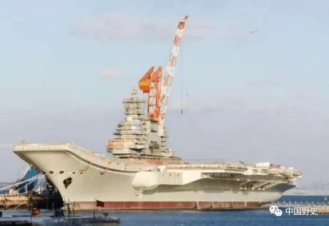 我国第一艘航母名字的背后，探索与启示，探索与启示，我国第一艘航母名字背后的故事